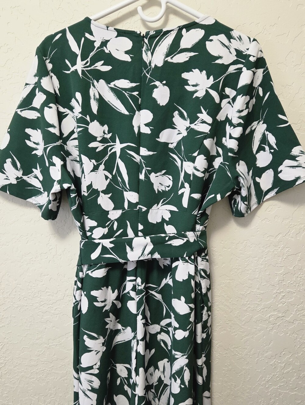Lane Bryant Green and White Floral Wrap Wide Leg Surplice Jumpsuit Plus Size 18 - Picture 9 of 16